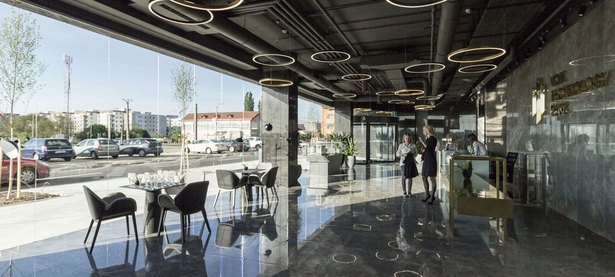 2000x1400-3-premio-vox-technology-park-01jpg__1200x540_q80_crop_subsampling-2