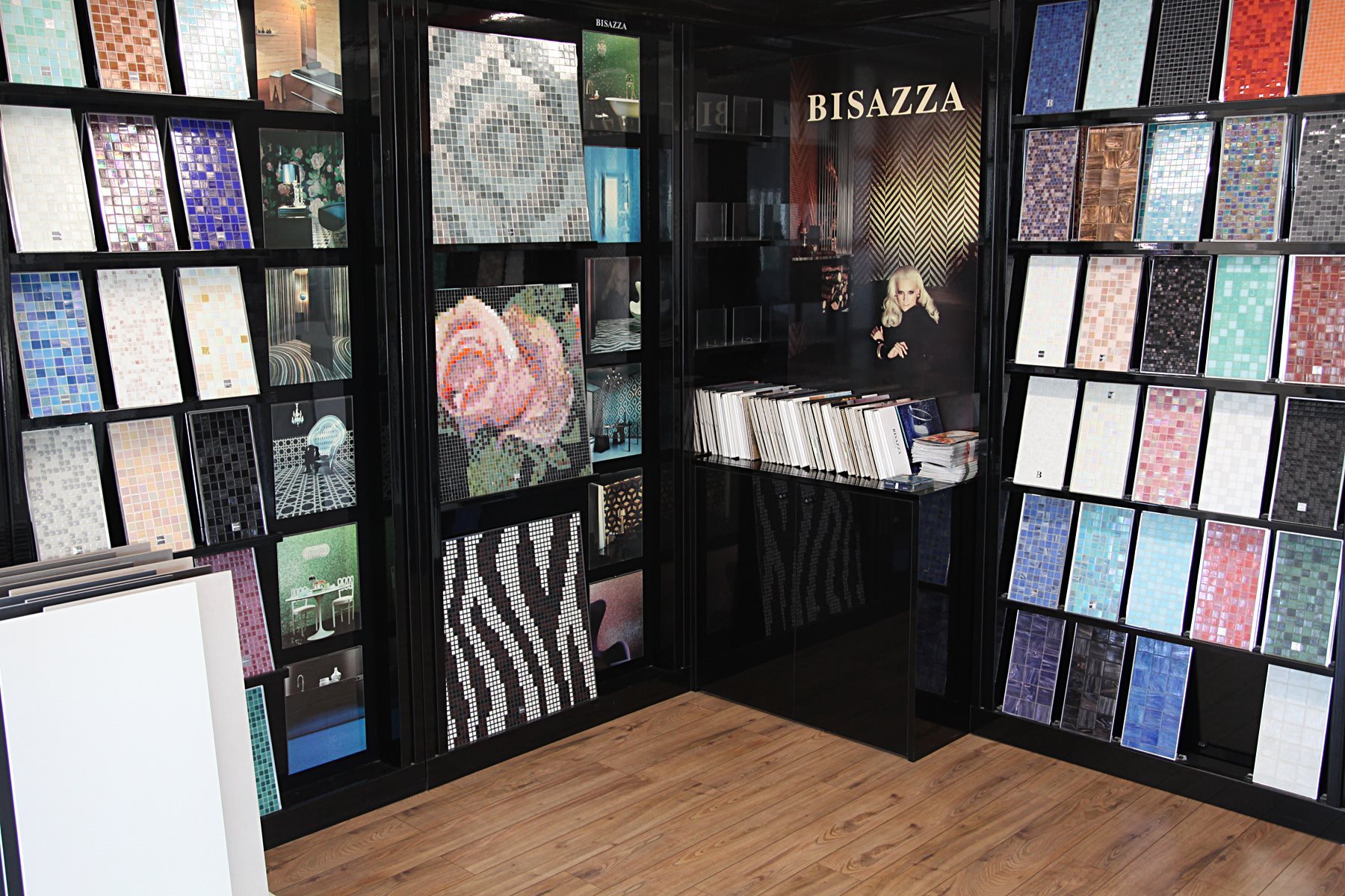 bonato_showroom_resana_gallery_21