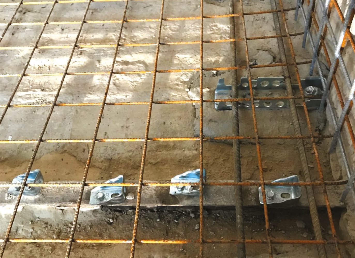 connettore-centrostorico-perimetrale-solaio-P34-6