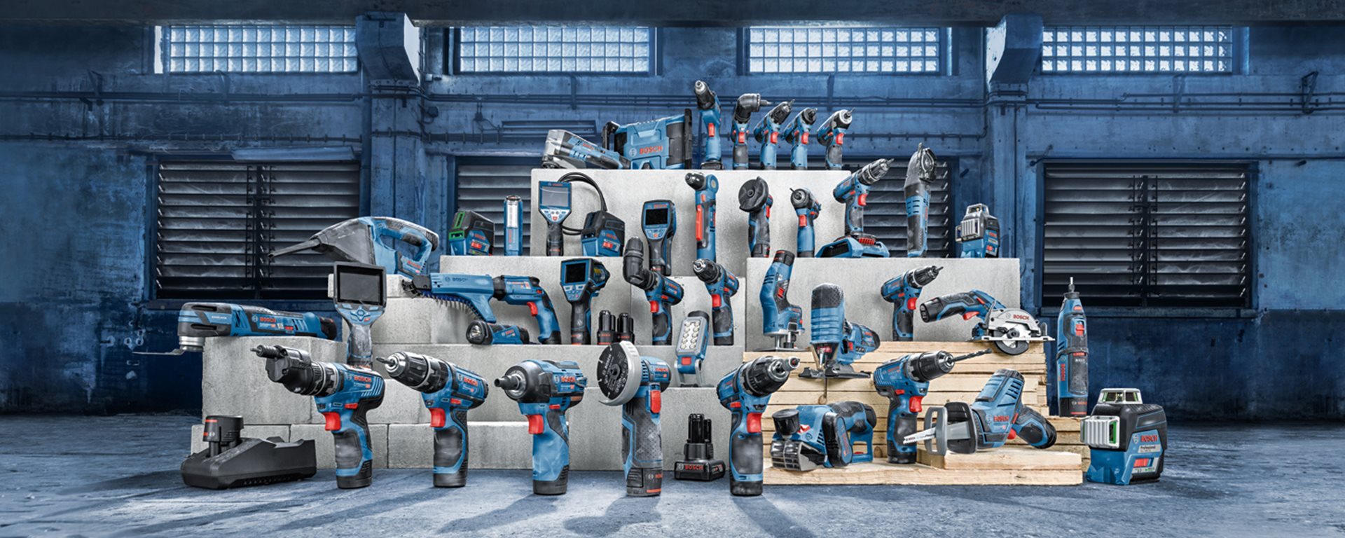 o-05-a_desktop_12v_range_1920x768