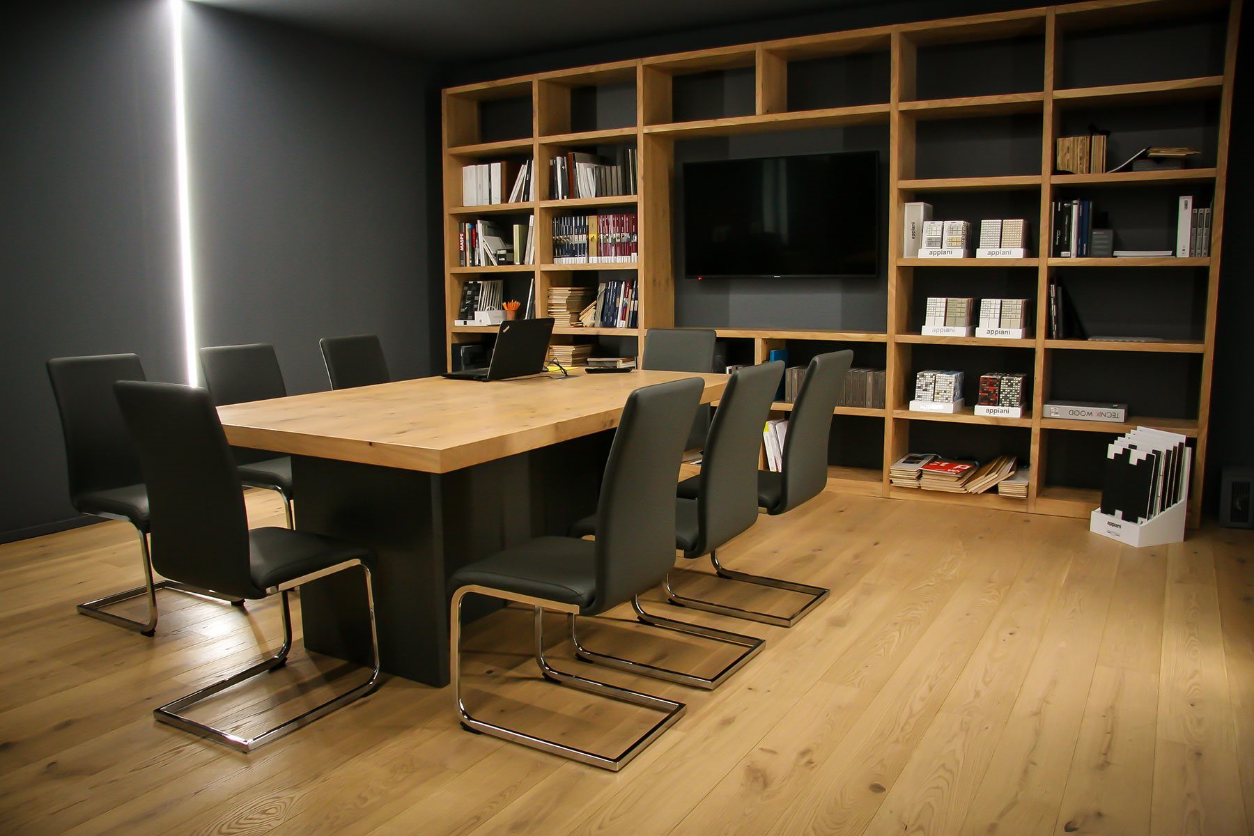 sala_riunioni_showroom_gres_pavimenti_rivestimenti_arredo_bagno_bonato_bonatonline