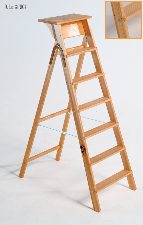 scala-in-legno-a-libro-con-piano-rinforzato